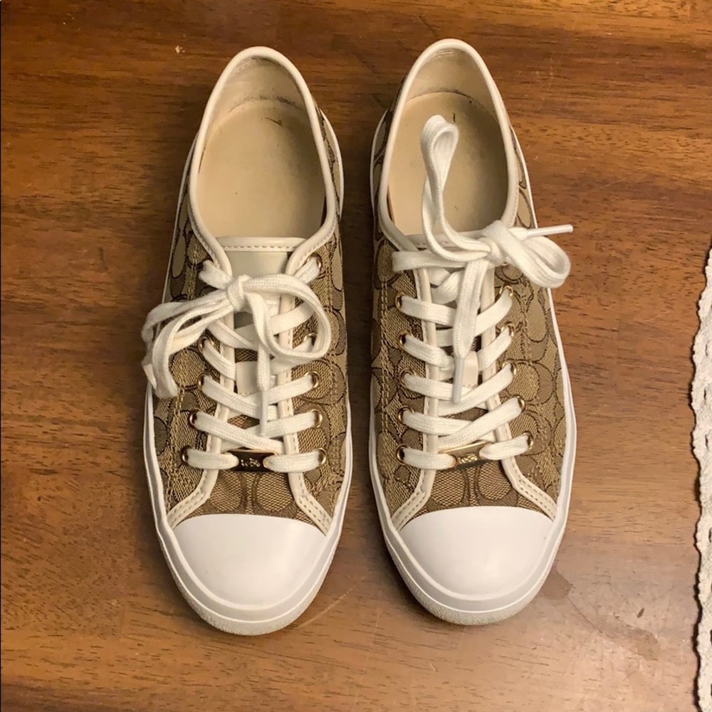 Authentic Coach Sneakers hardly warn